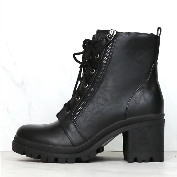 Fabutiq Shoes - Black Lug sole lace up combat boots